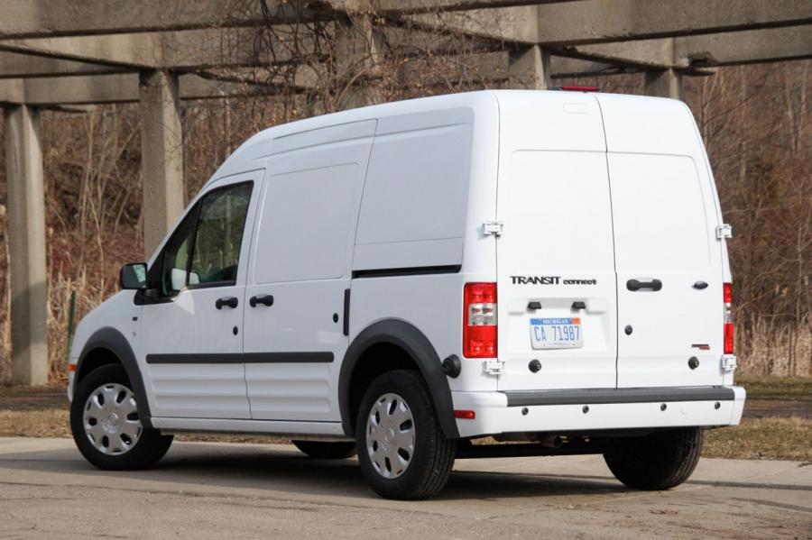 Ford Transit Connect 2010 года  (фото 28 из 109)